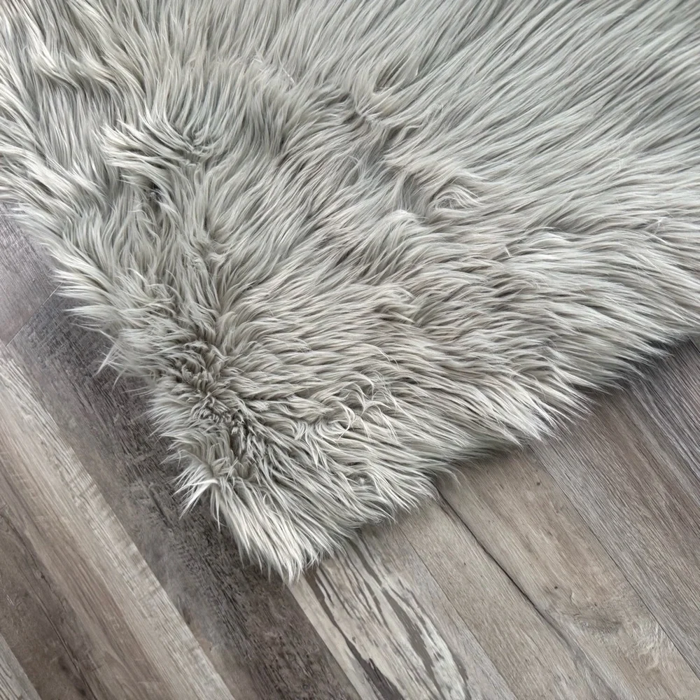 Nicole Miller Gray Faux Fur Decorative Accent Rug Set Of Two